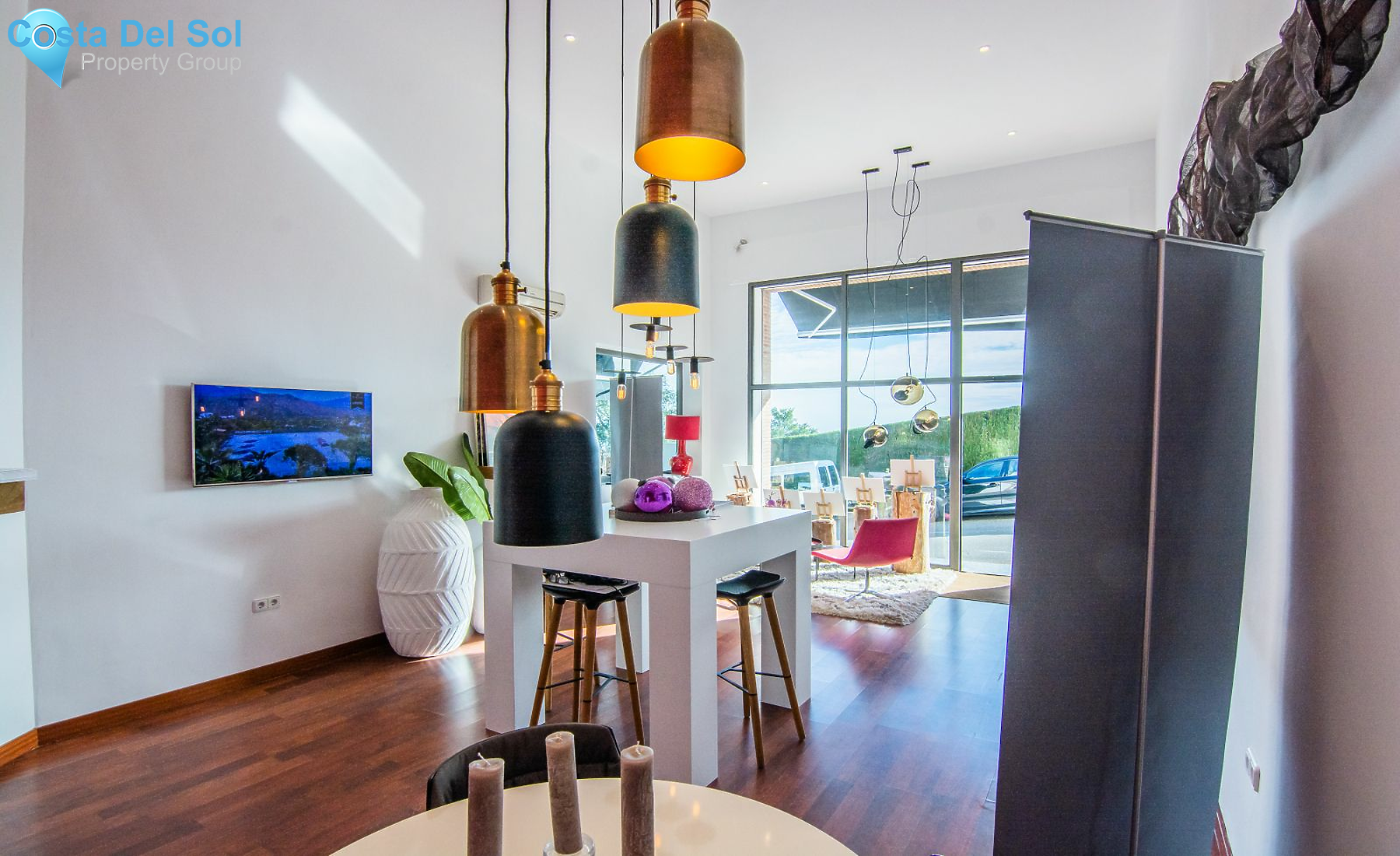 Shop in La Mairena-1163814