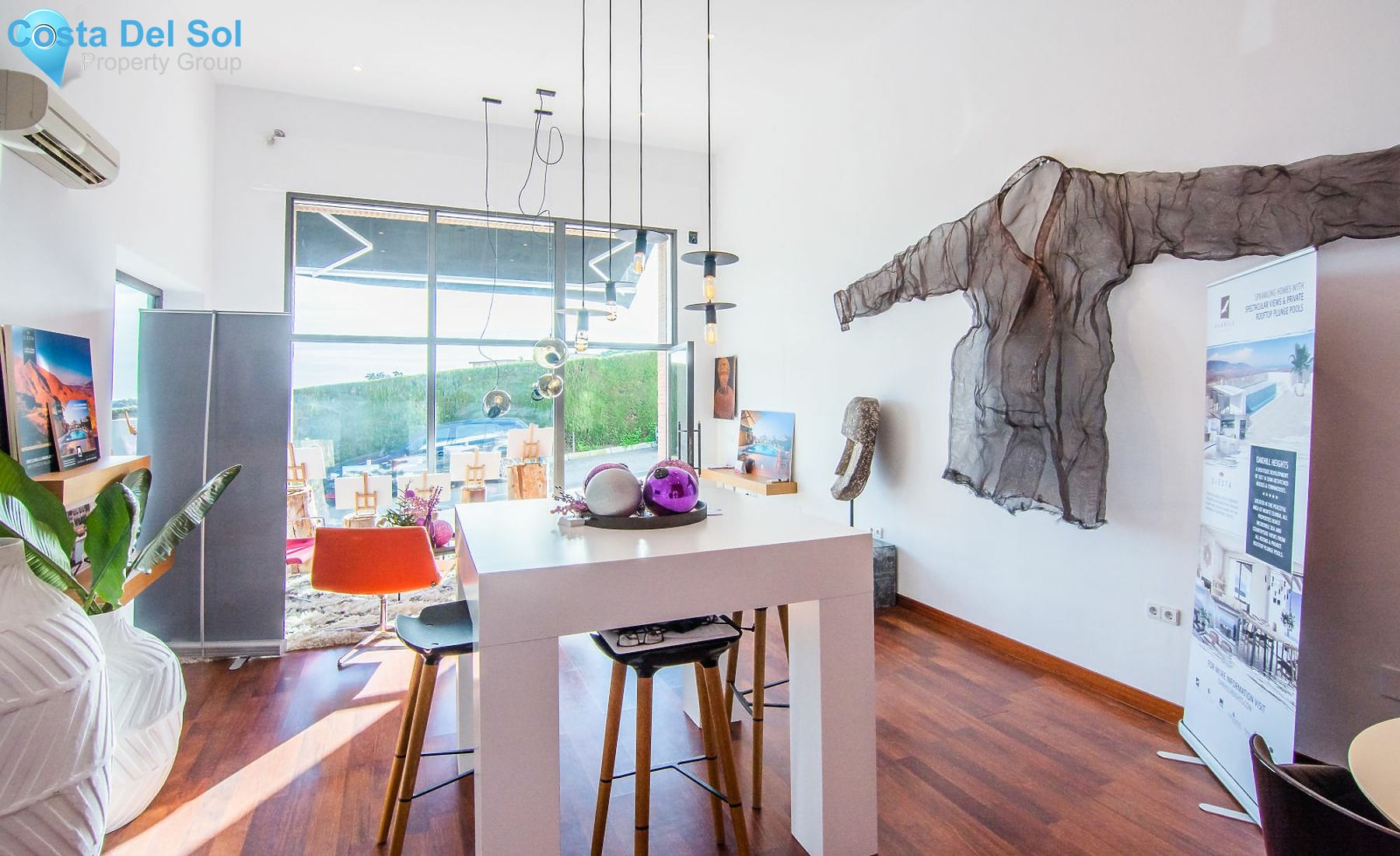 Shop in La Mairena-1163815