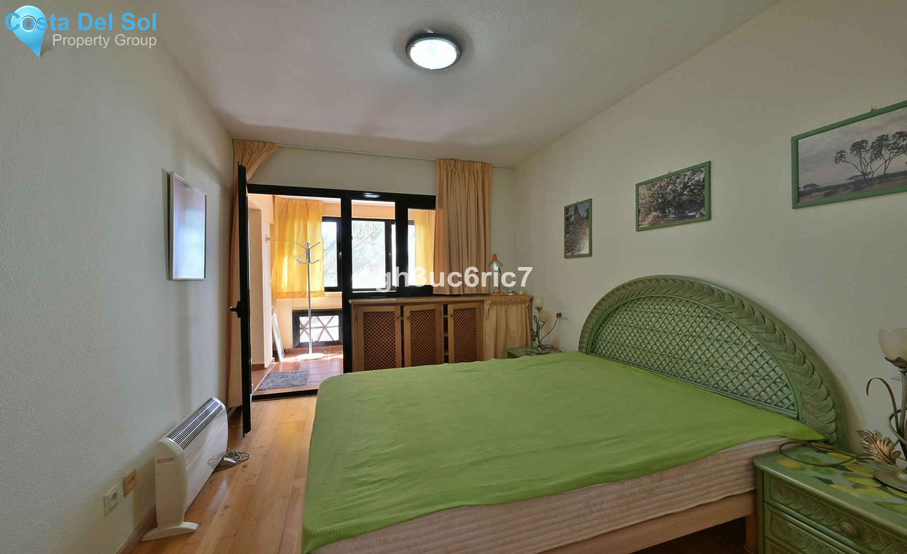 Top Floor Apartment in Calahonda-1413380