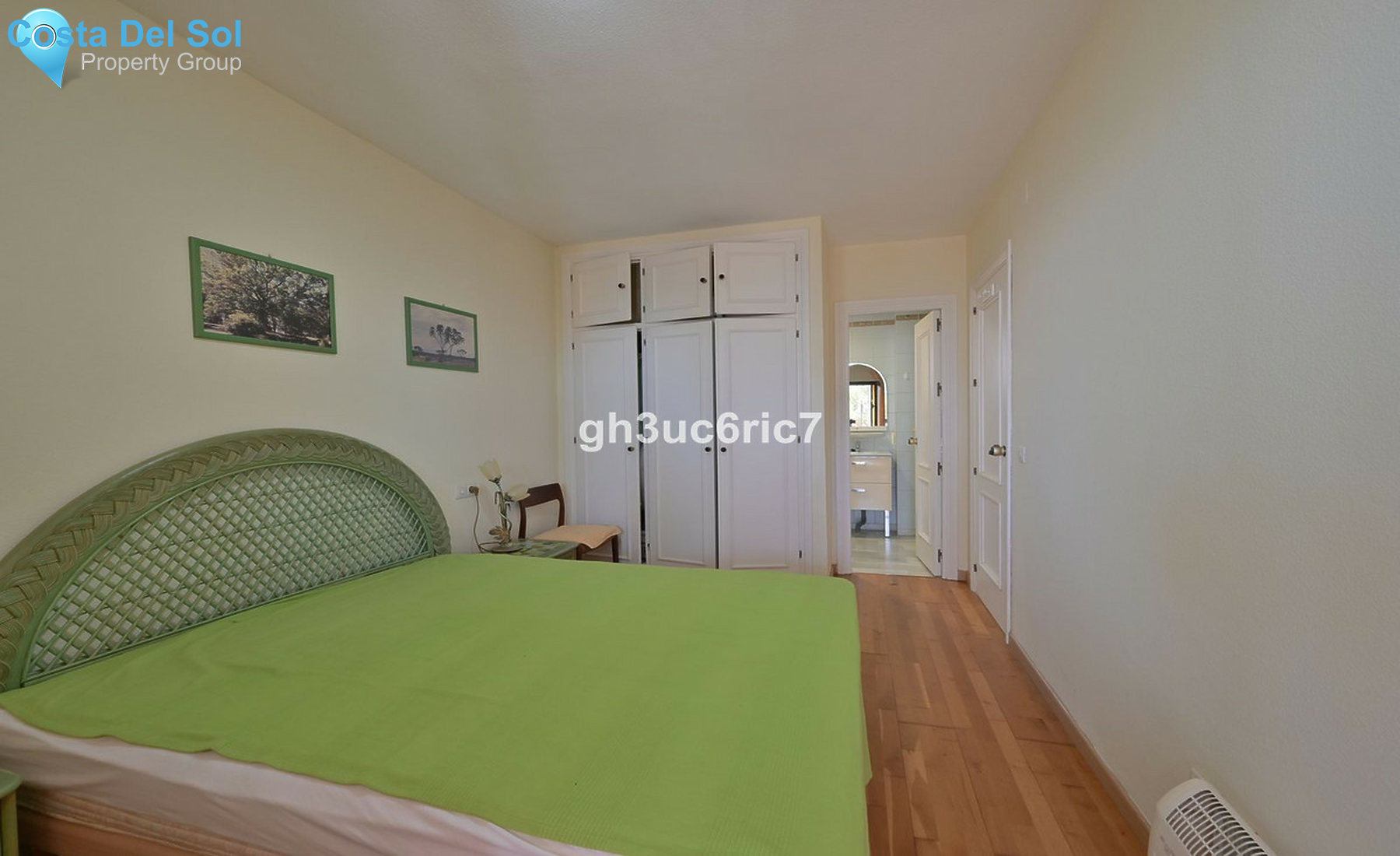 Top Floor Apartment in Calahonda-1413382