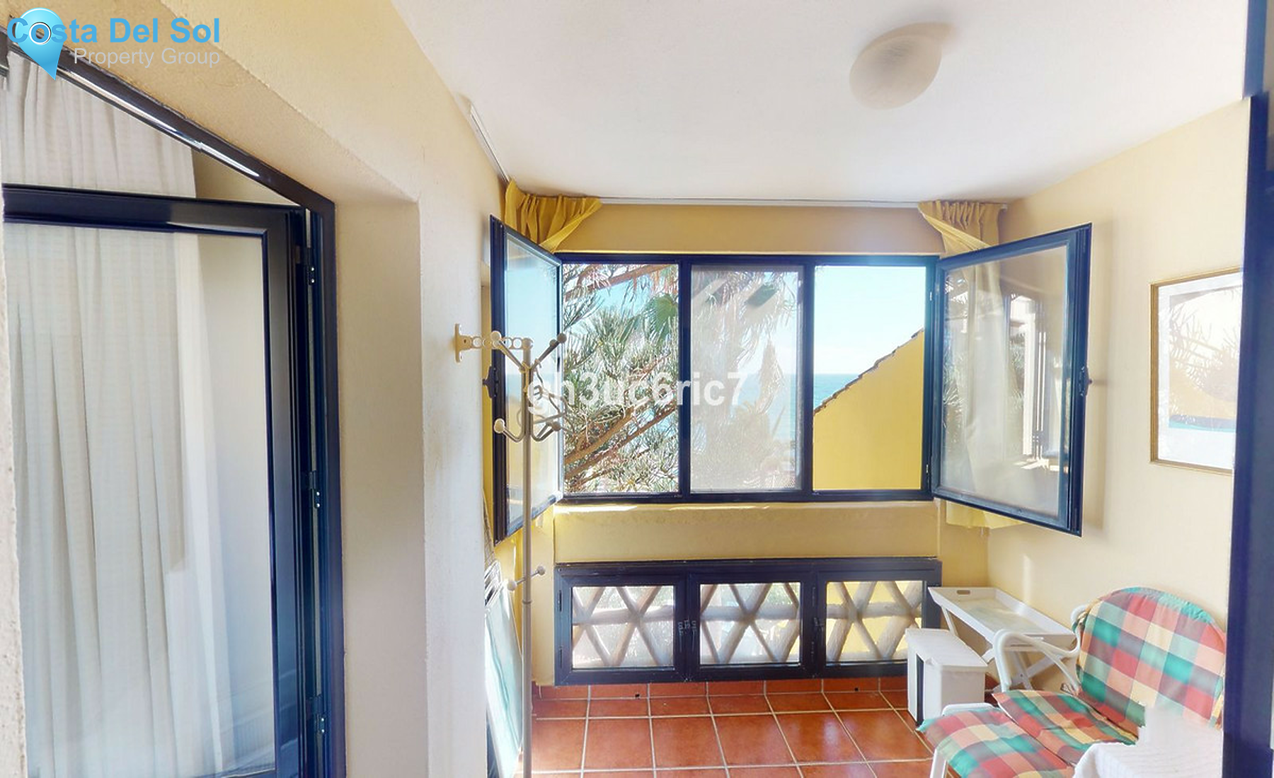 Top Floor Apartment in Calahonda-1413383