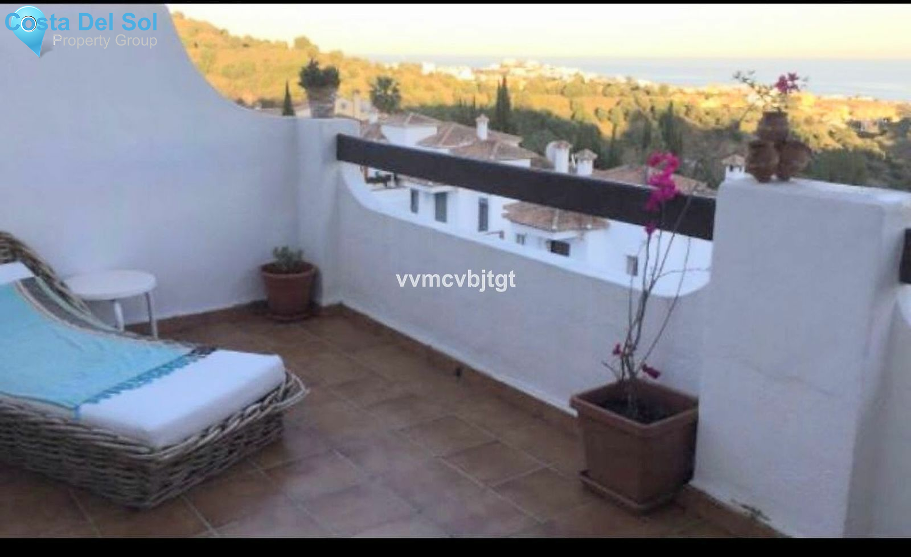 Top Floor Apartment in Calahonda