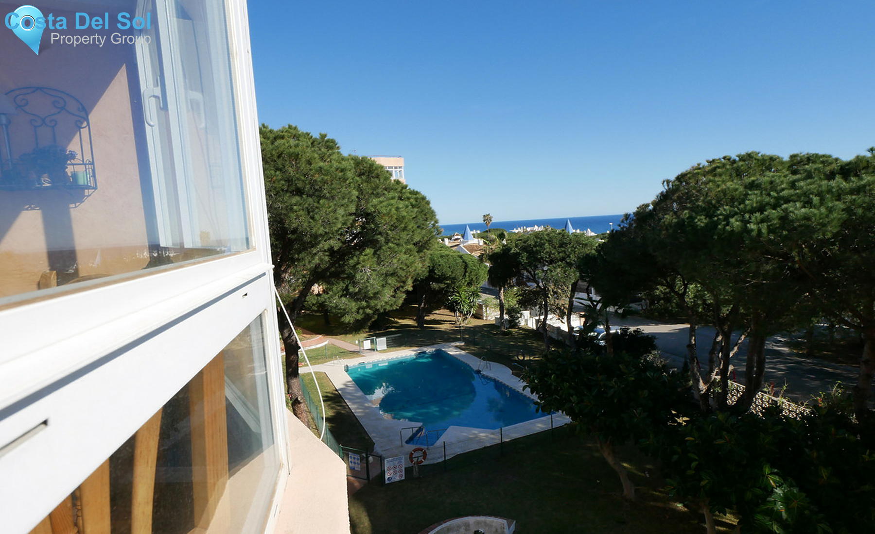 Top Floor Apartment in Calypso-1377245