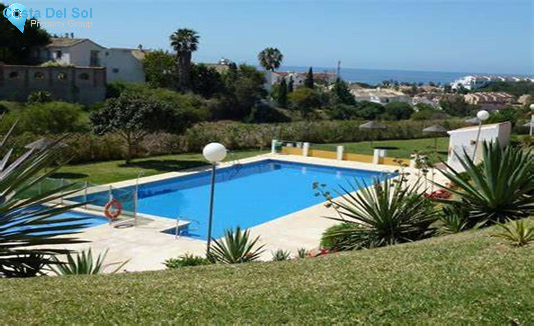 Top Floor Apartment in El Faro-1561442