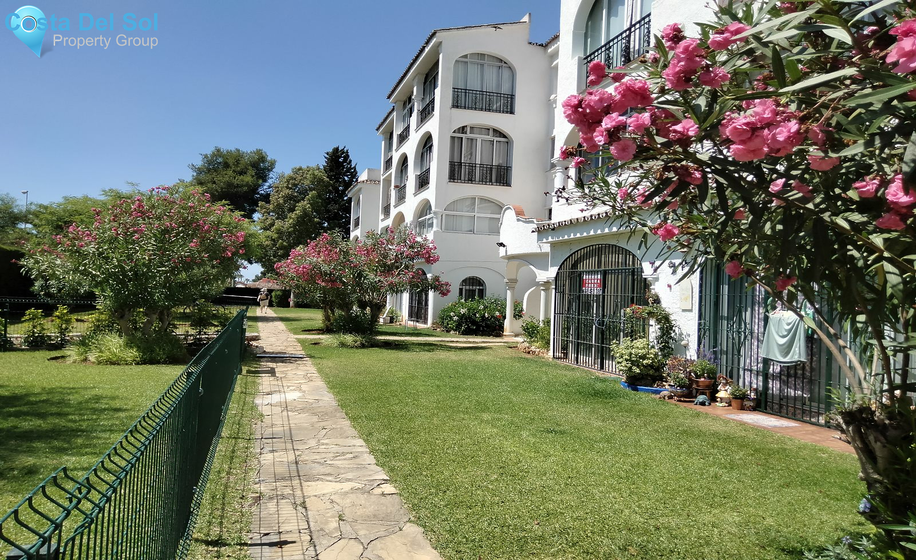 Top Floor Apartment in El Paraiso-1447326