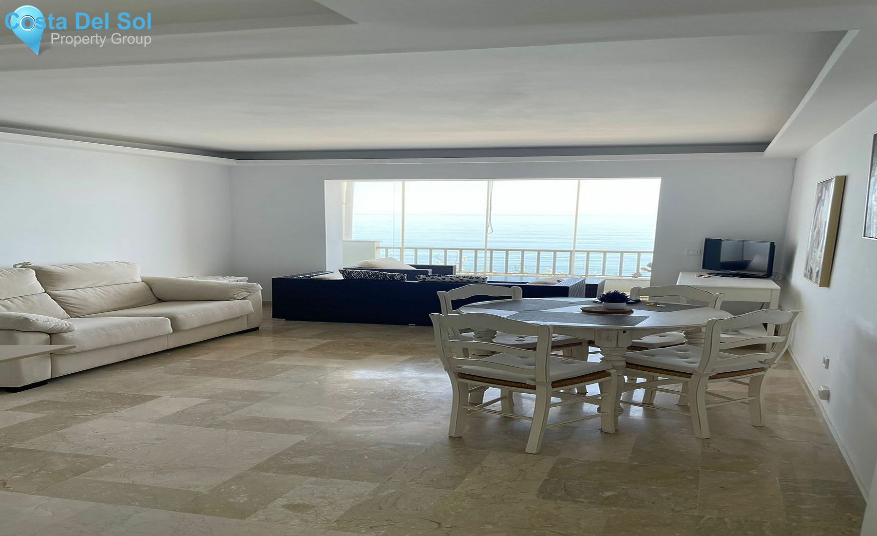 Top Floor Apartment in Estepona-1195169