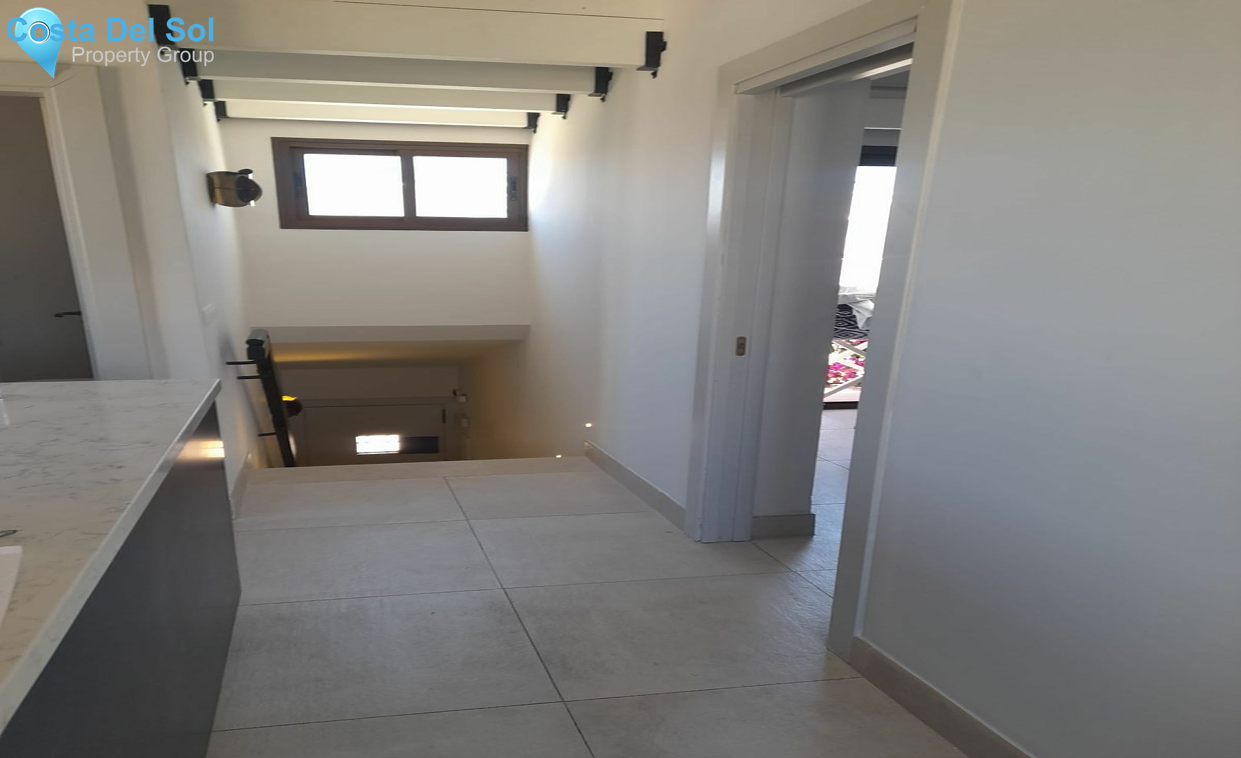 Top Floor Apartment in Estepona-1449672