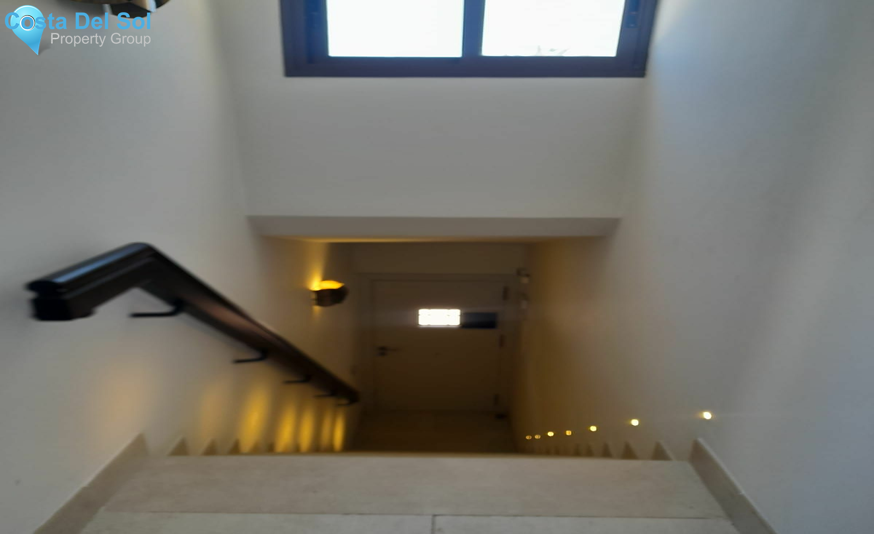 Top Floor Apartment in Estepona-1449661