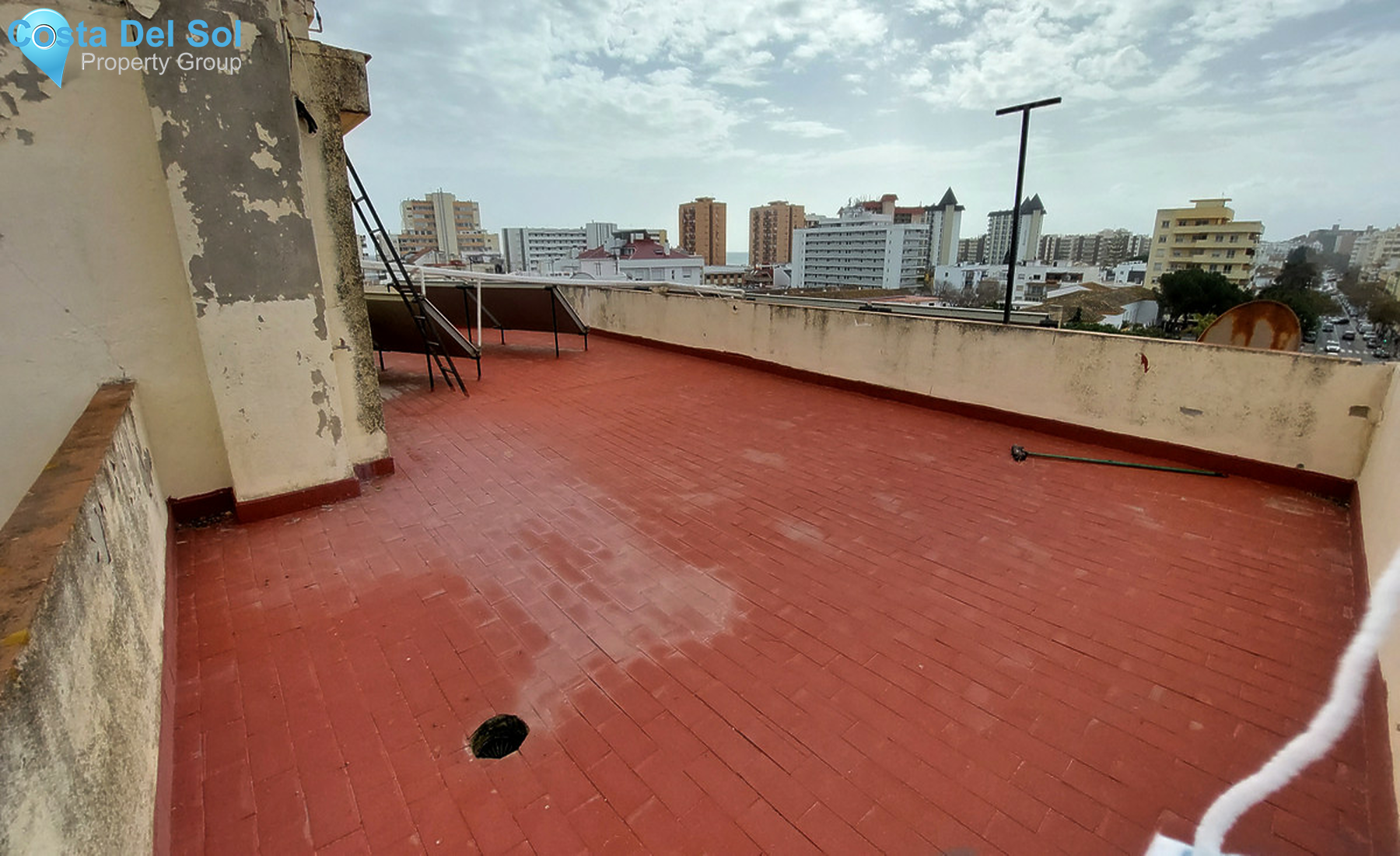 Top Floor Apartment in Fuengirola-1318499