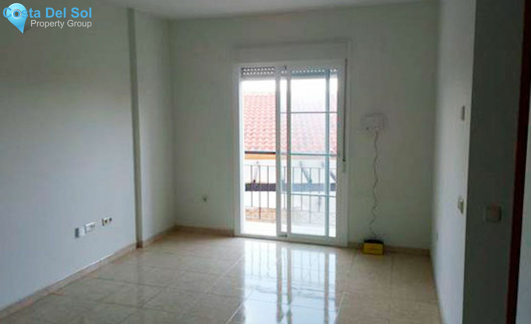 Top Floor Apartment in Guaro-1155585