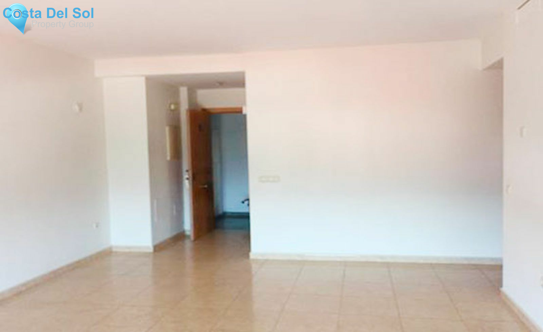 Top Floor Apartment in Guaro-1155587