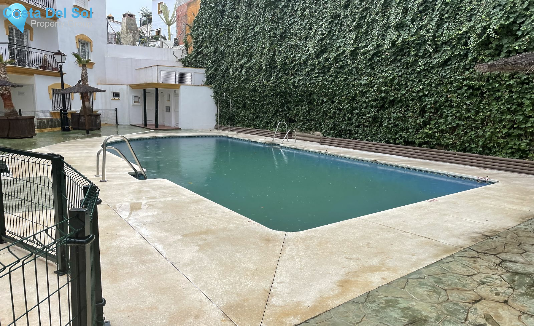 Top Floor Apartment in Guaro-1155576