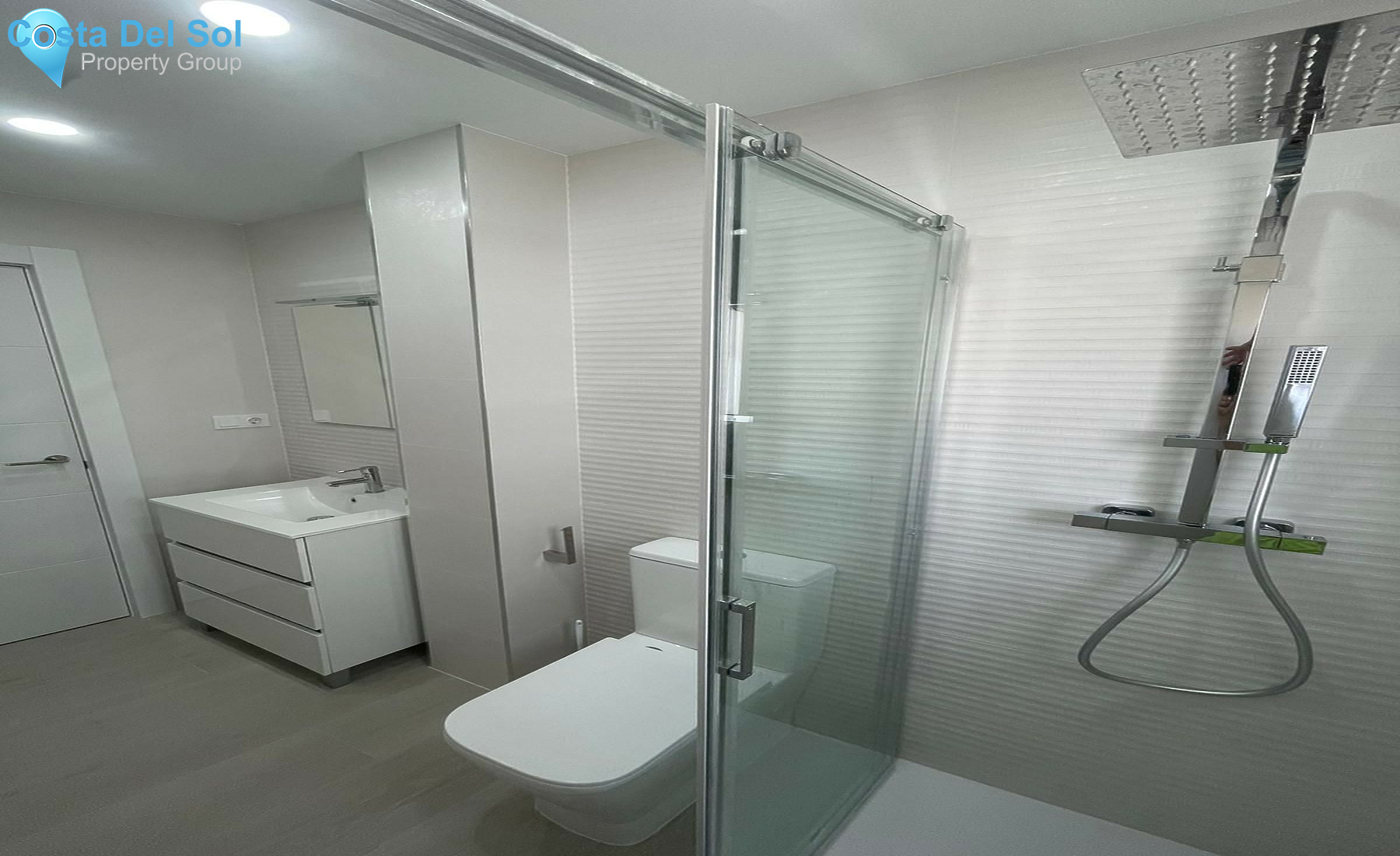 Top Floor Apartment in Marbella-1406186