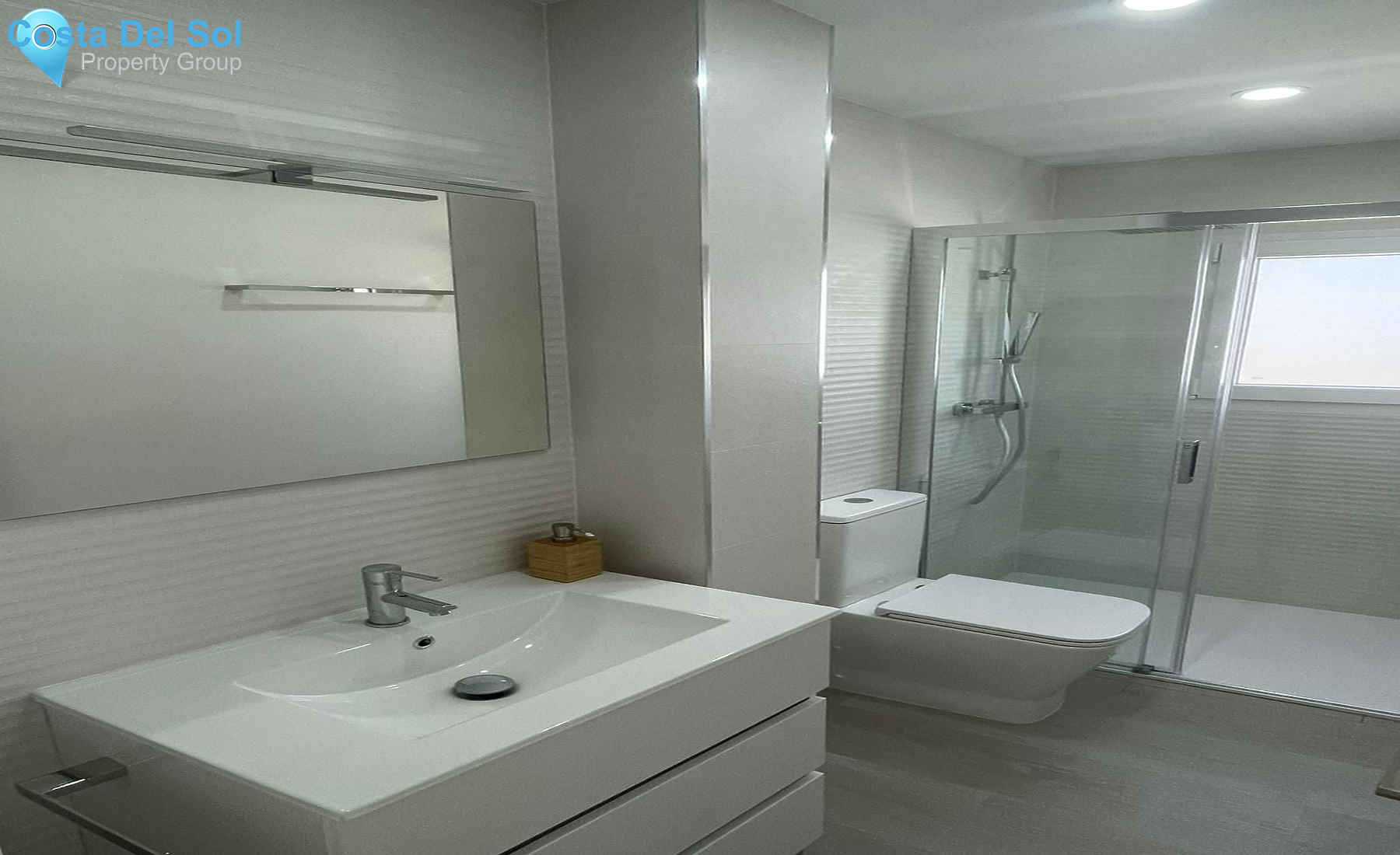 Top Floor Apartment in Marbella-1406184