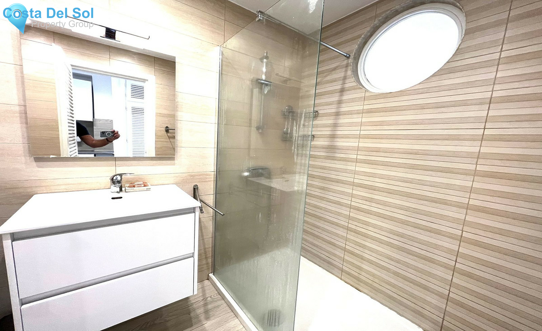 Top Floor Apartment in Marbella-1502384