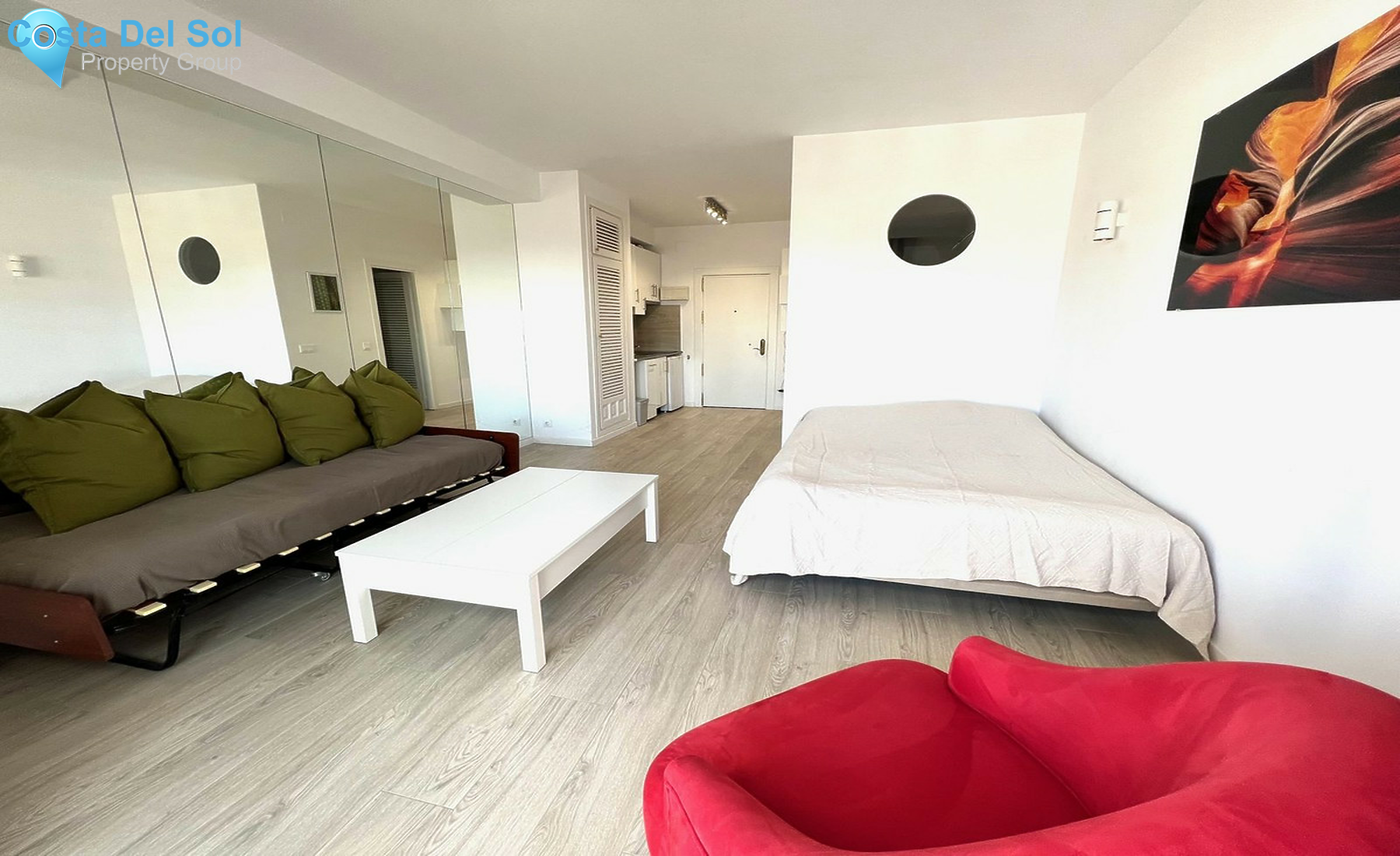 Top Floor Apartment in Marbella-1502386