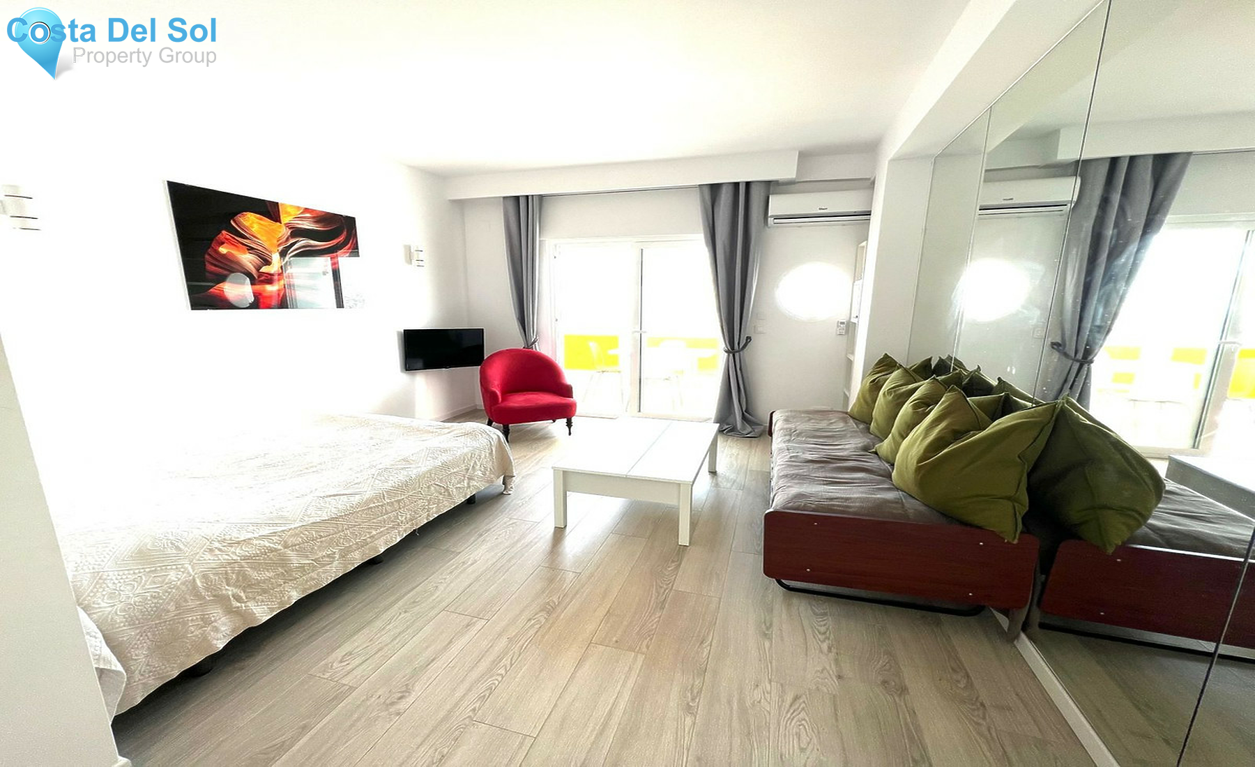 Top Floor Apartment in Marbella-1502370