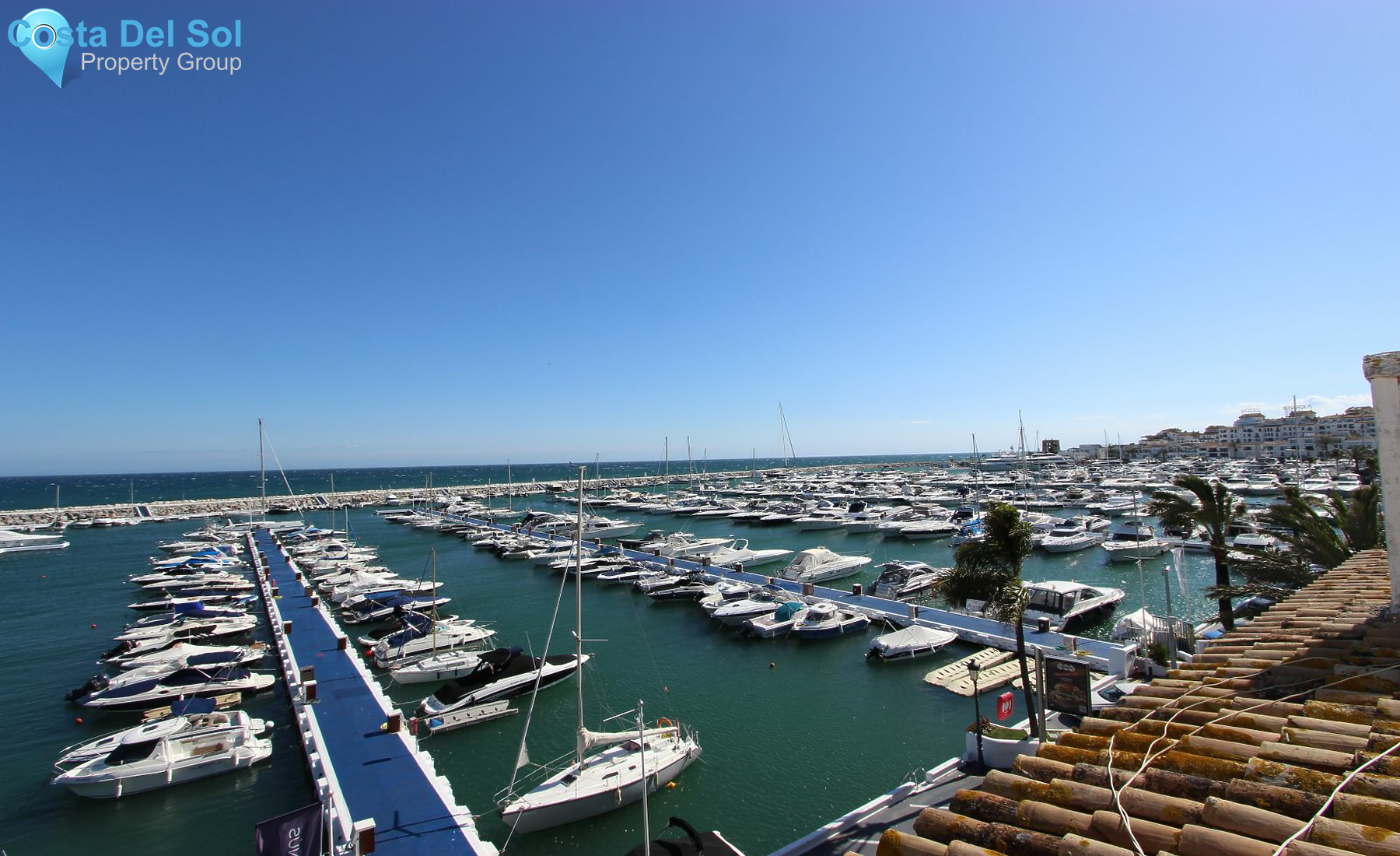 Top Floor Apartment in Marbella-1223581