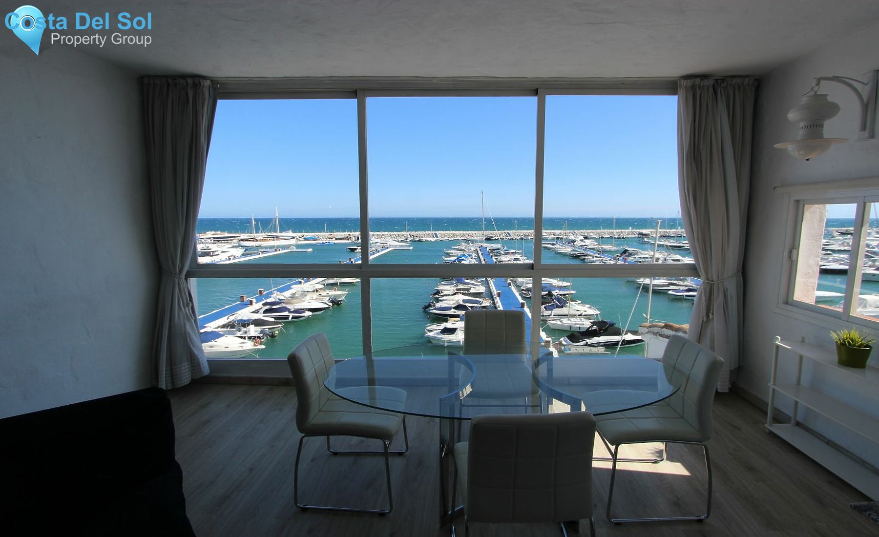 Top Floor Apartment in Marbella-1223573