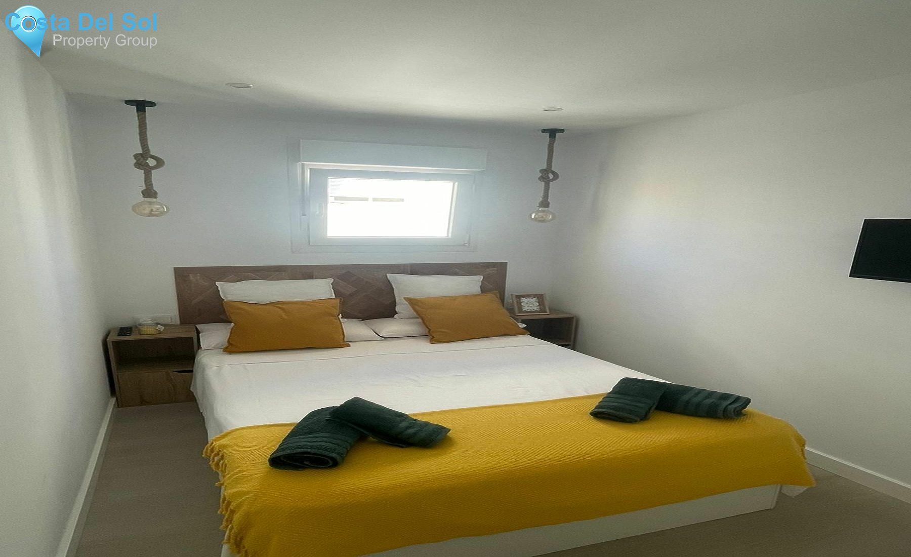 Top Floor Apartment in Marbella-1422819