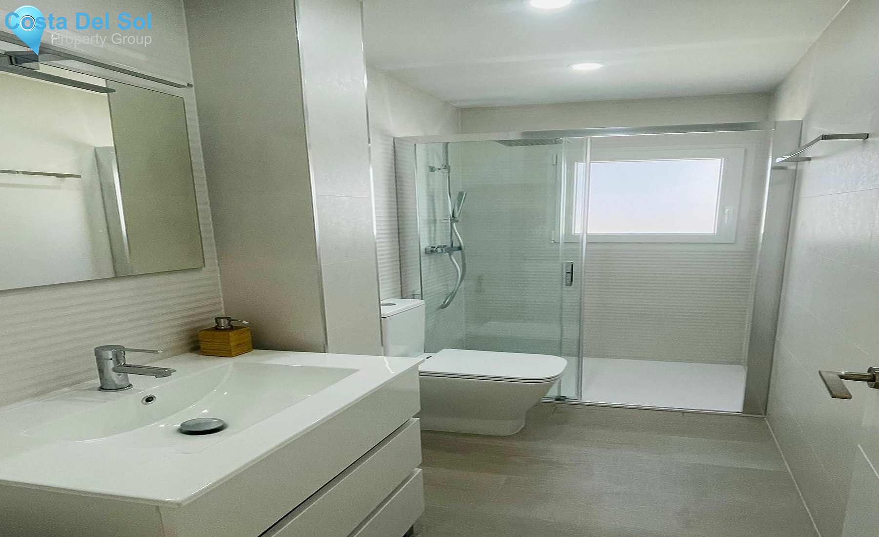 Top Floor Apartment in Marbella-1422820