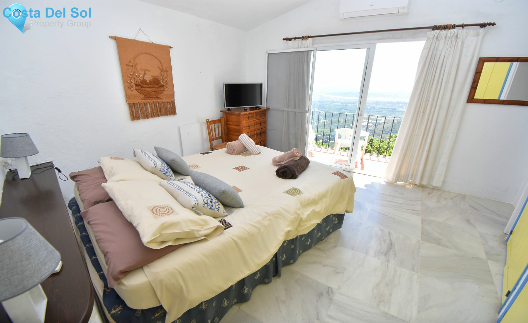Top Floor Apartment in Mijas-1190470