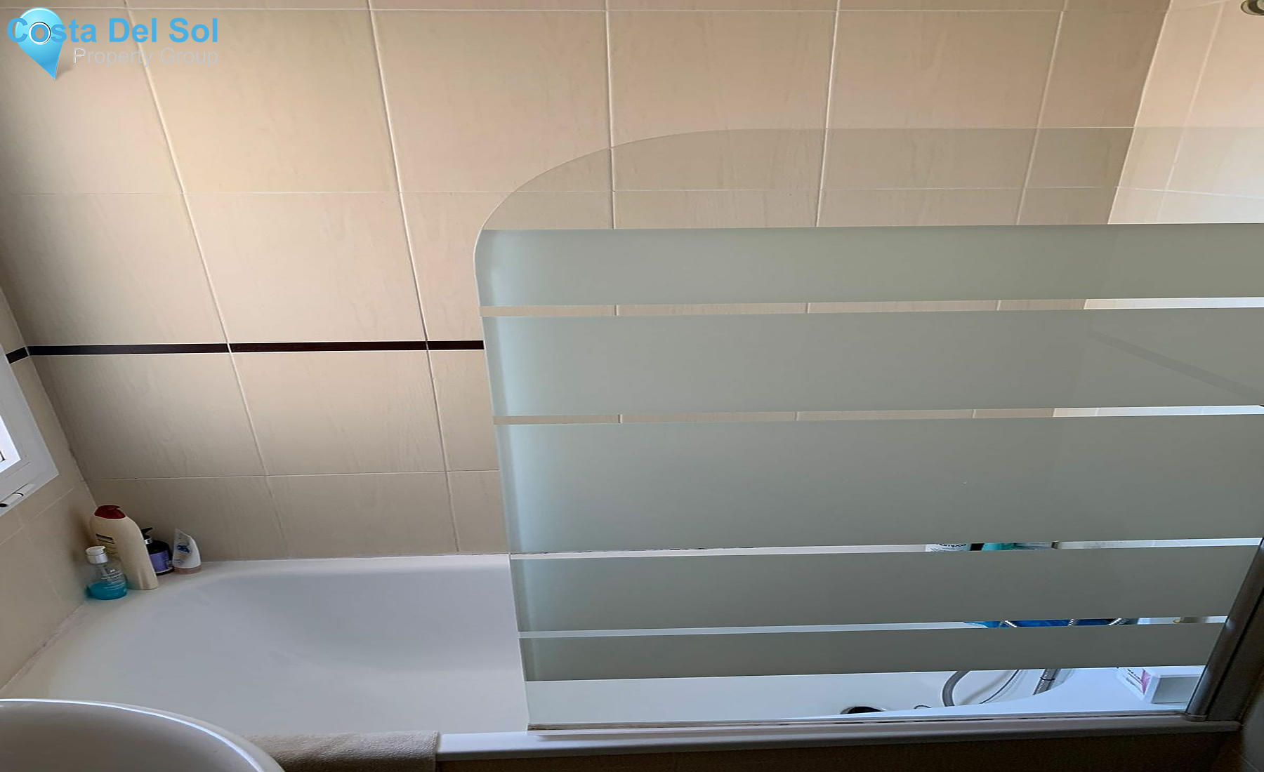 Top Floor Apartment in Málaga-1136012