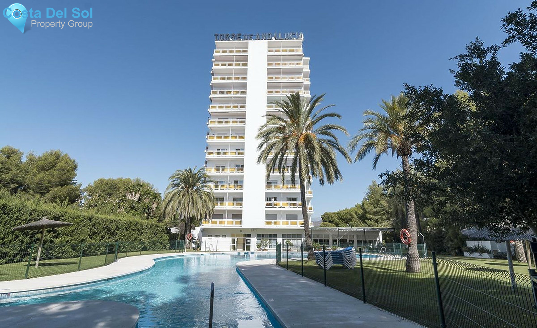 Top Floor Apartment in Nueva Andalucía-1416691