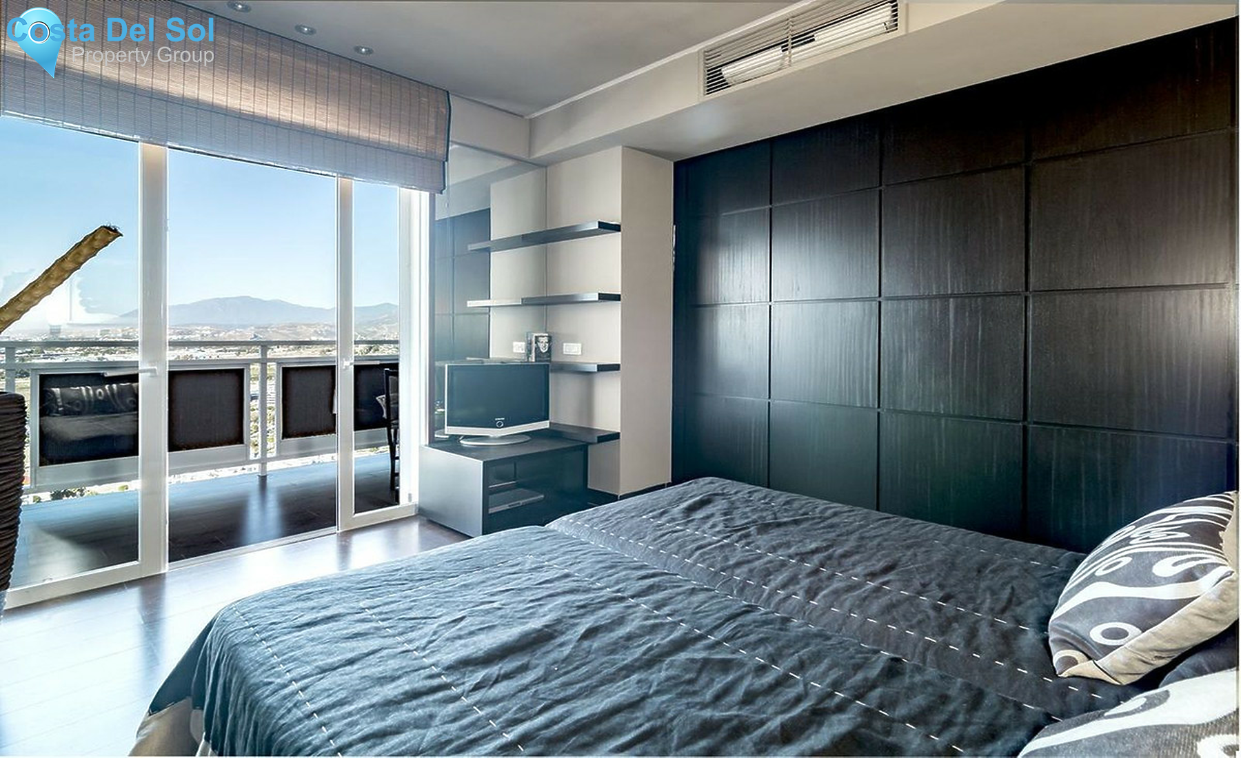 Top Floor Apartment in Nueva Andalucía-1416680