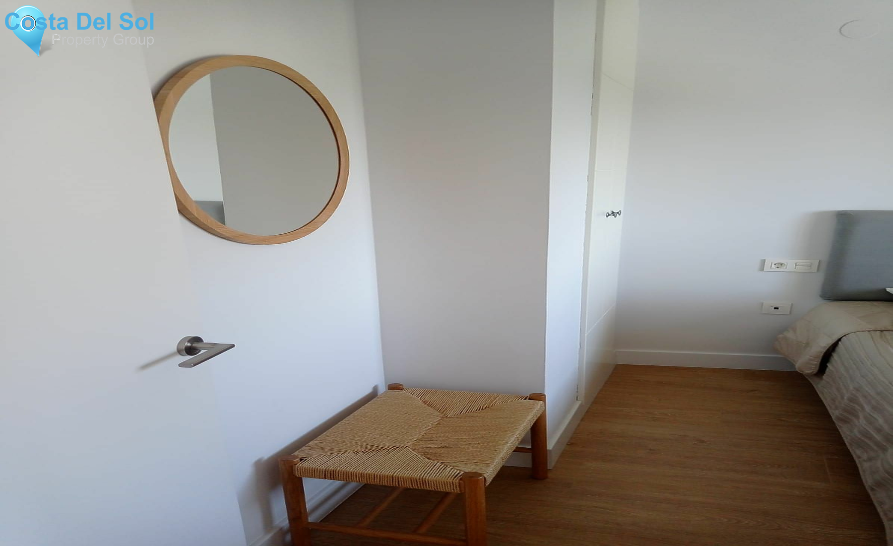 Middle Floor Apartment in Nueva Andalucía-1388579