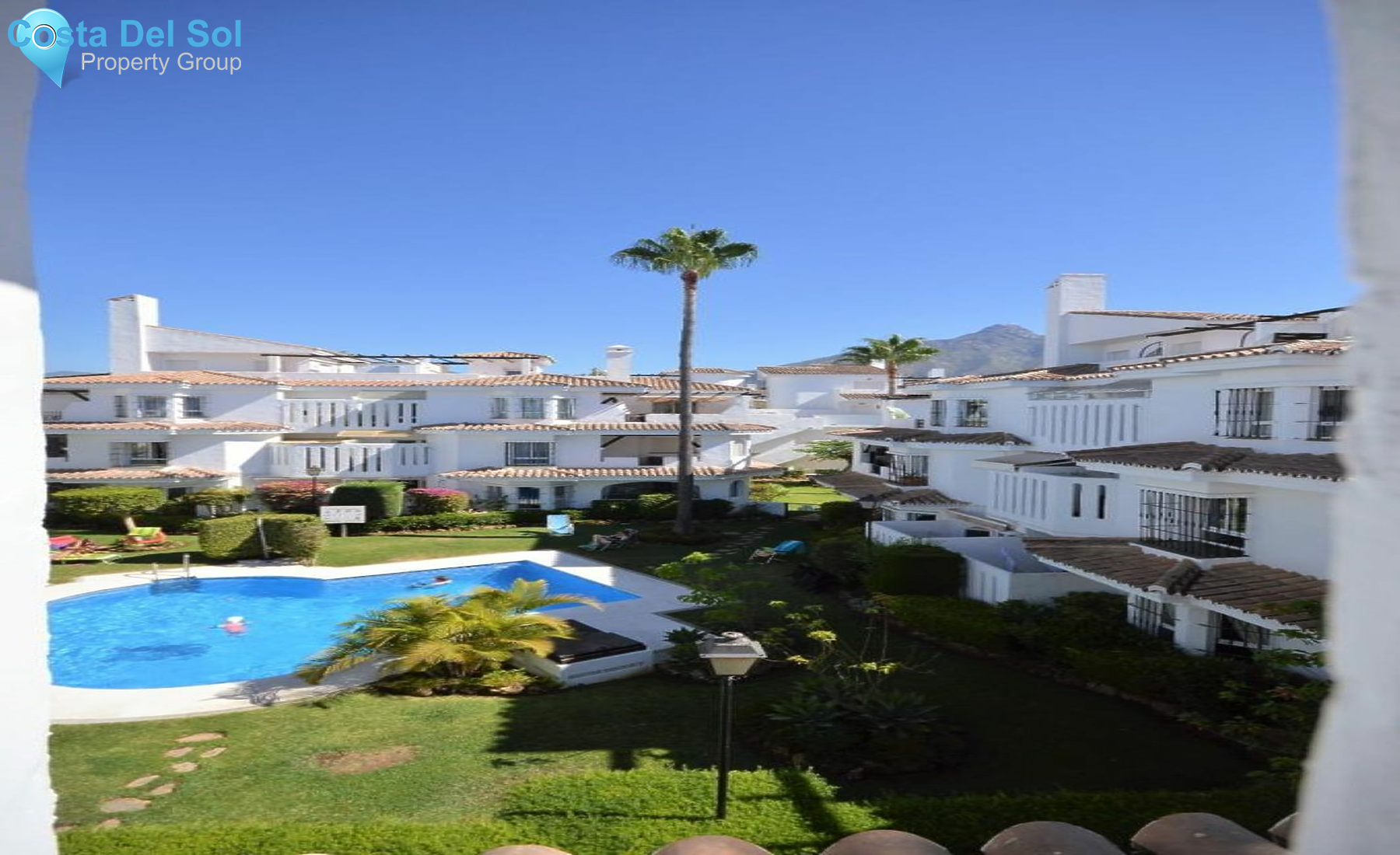 Top Floor Apartment in Nueva Andalucía-1444273