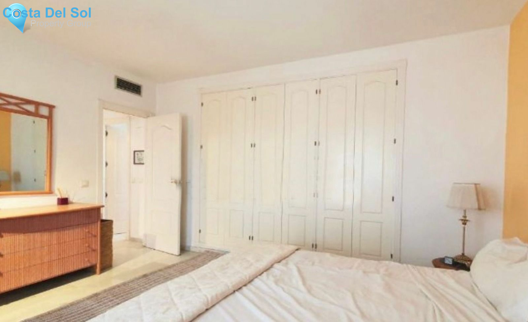 Top Floor Apartment in Nueva Andalucía-1444287