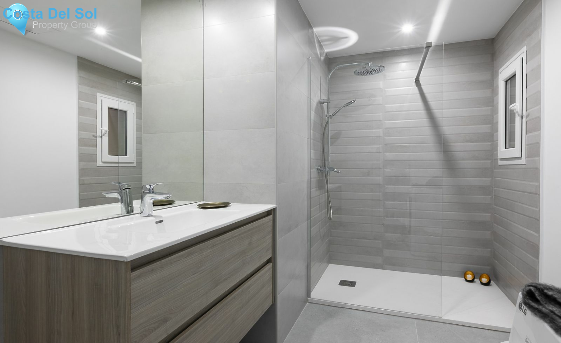 Top Floor Apartment in Puerto Banús-1220417
