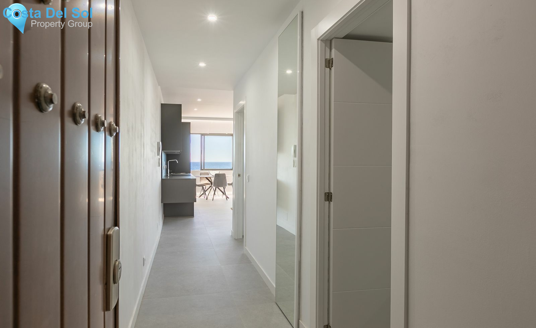 Top Floor Apartment in Puerto Banús-1220419