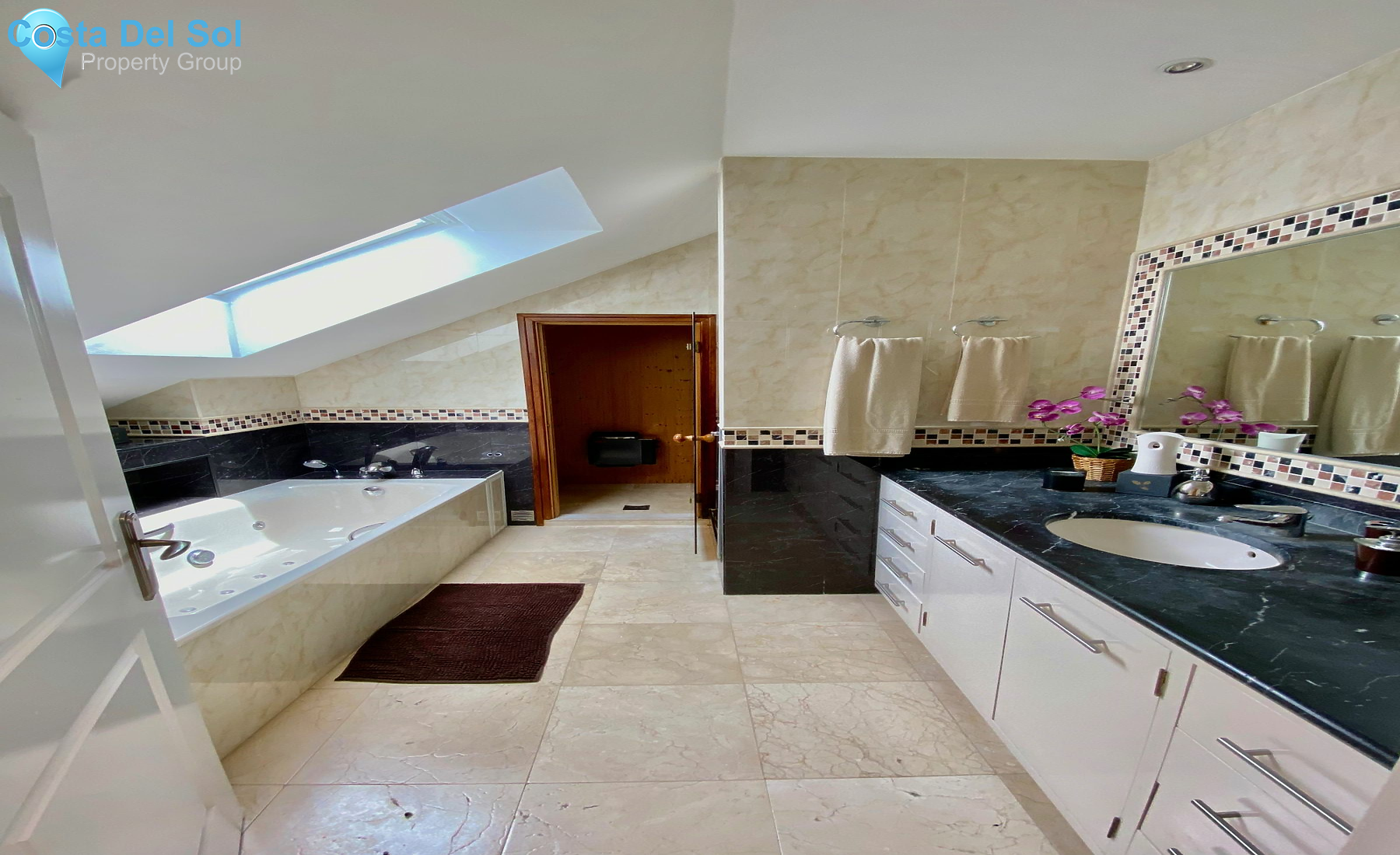 Top Floor Apartment in San Pedro de Alcántara-1198572