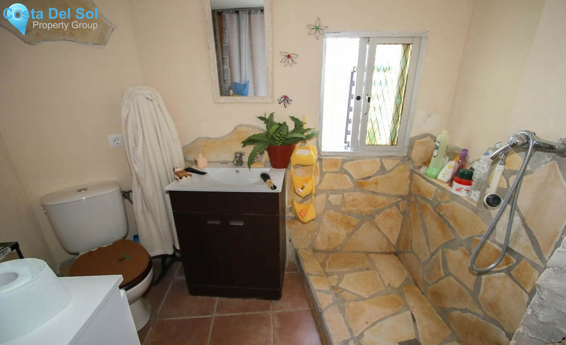 Townhouse in Guaro-1358371