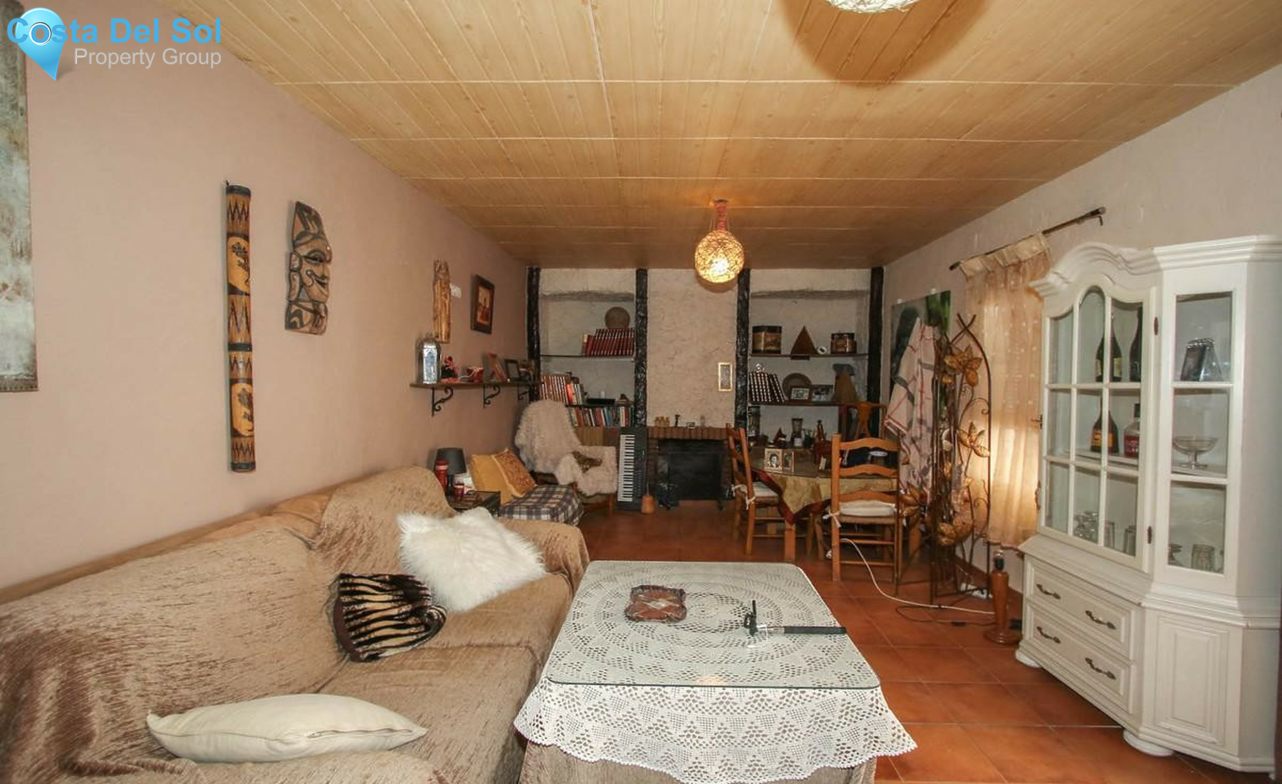 Townhouse in Guaro-1358360