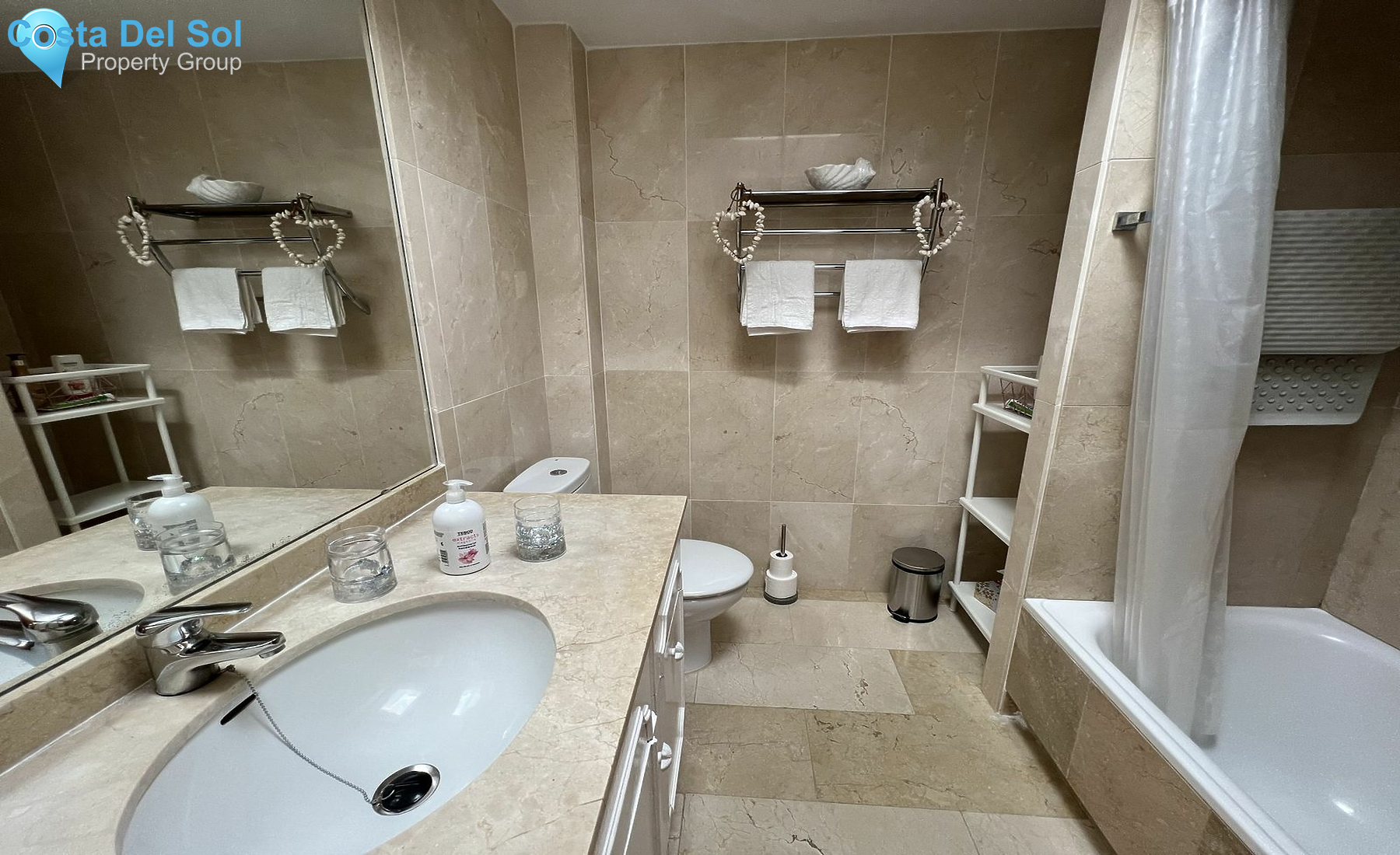 Townhouse in New Golden Mile-1529692