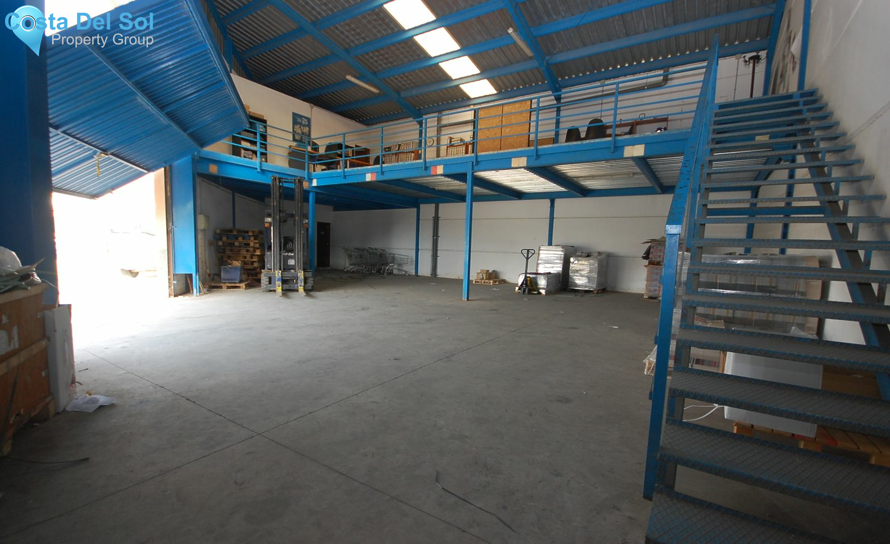 Warehouse in Polígonos-1200469