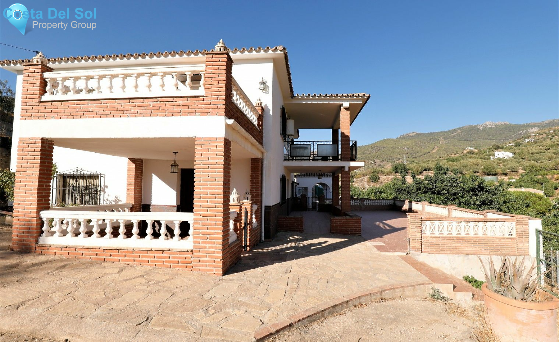 Detached Villa in Alcaucín