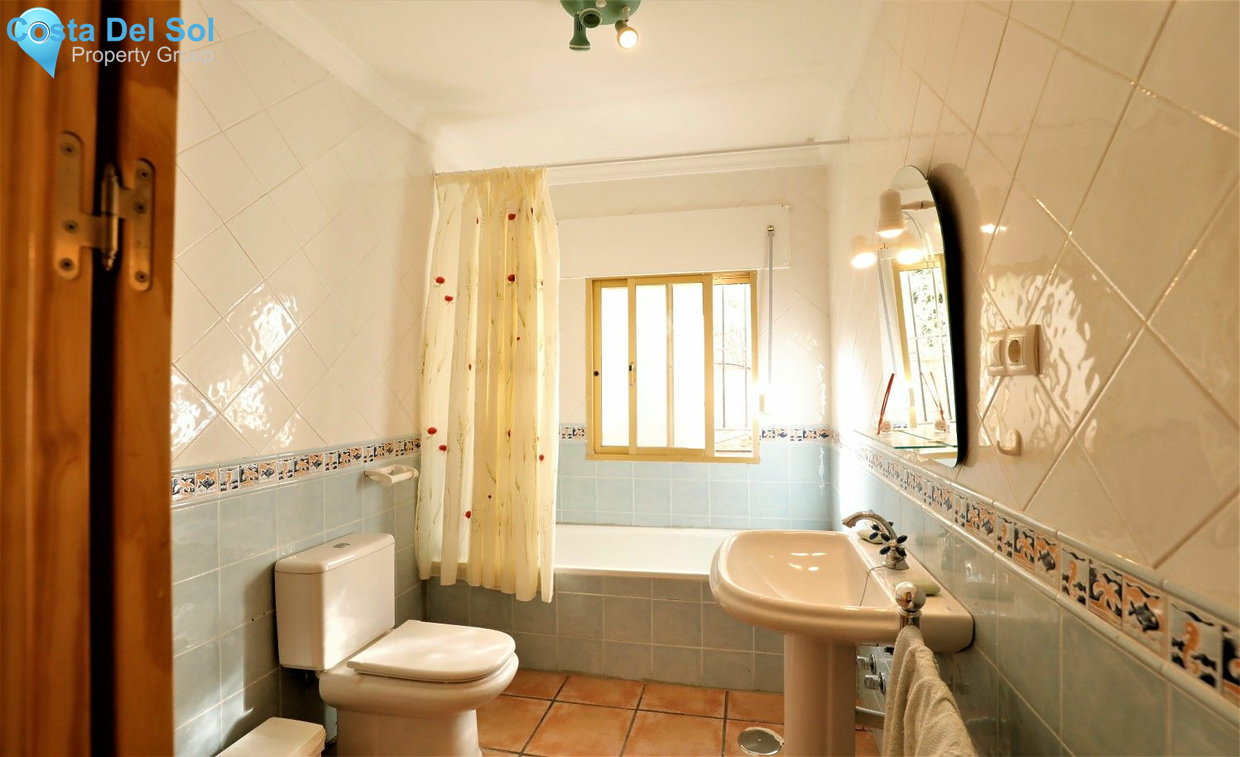 Detached Villa in Alcaucín-1444987