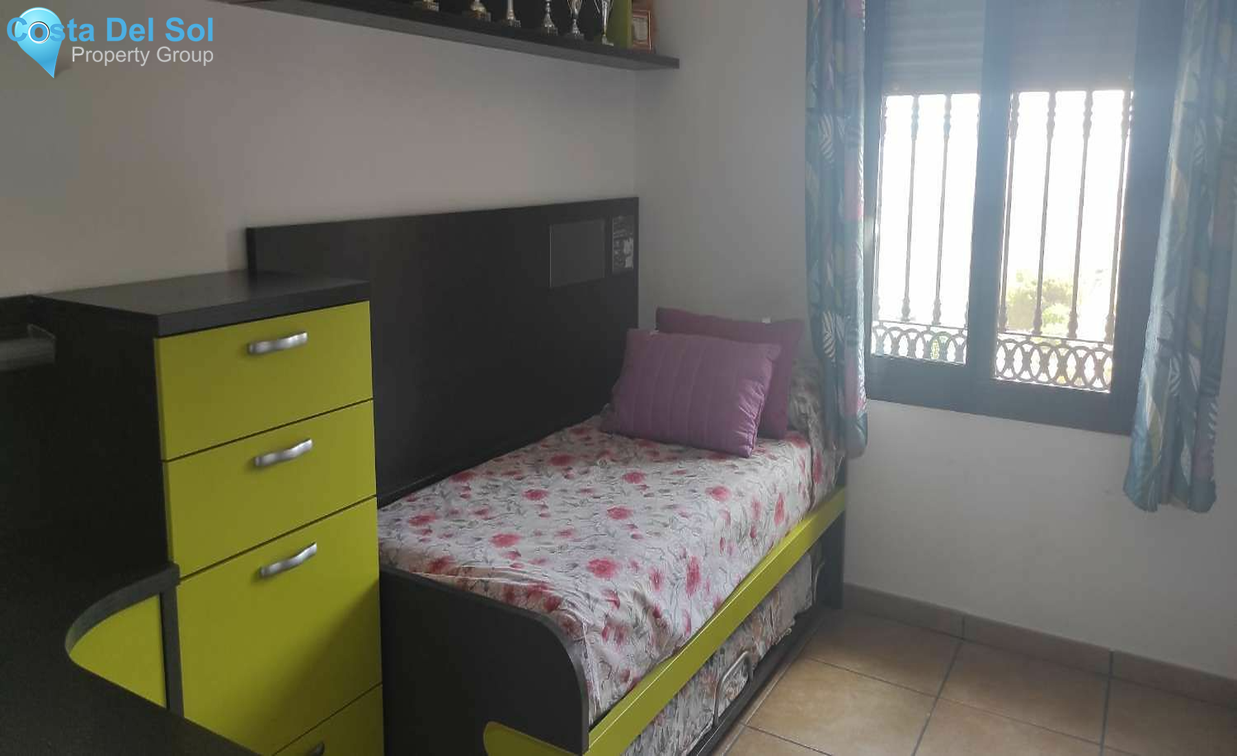 Detached Villa in Alhaurín de la Torre-1517314