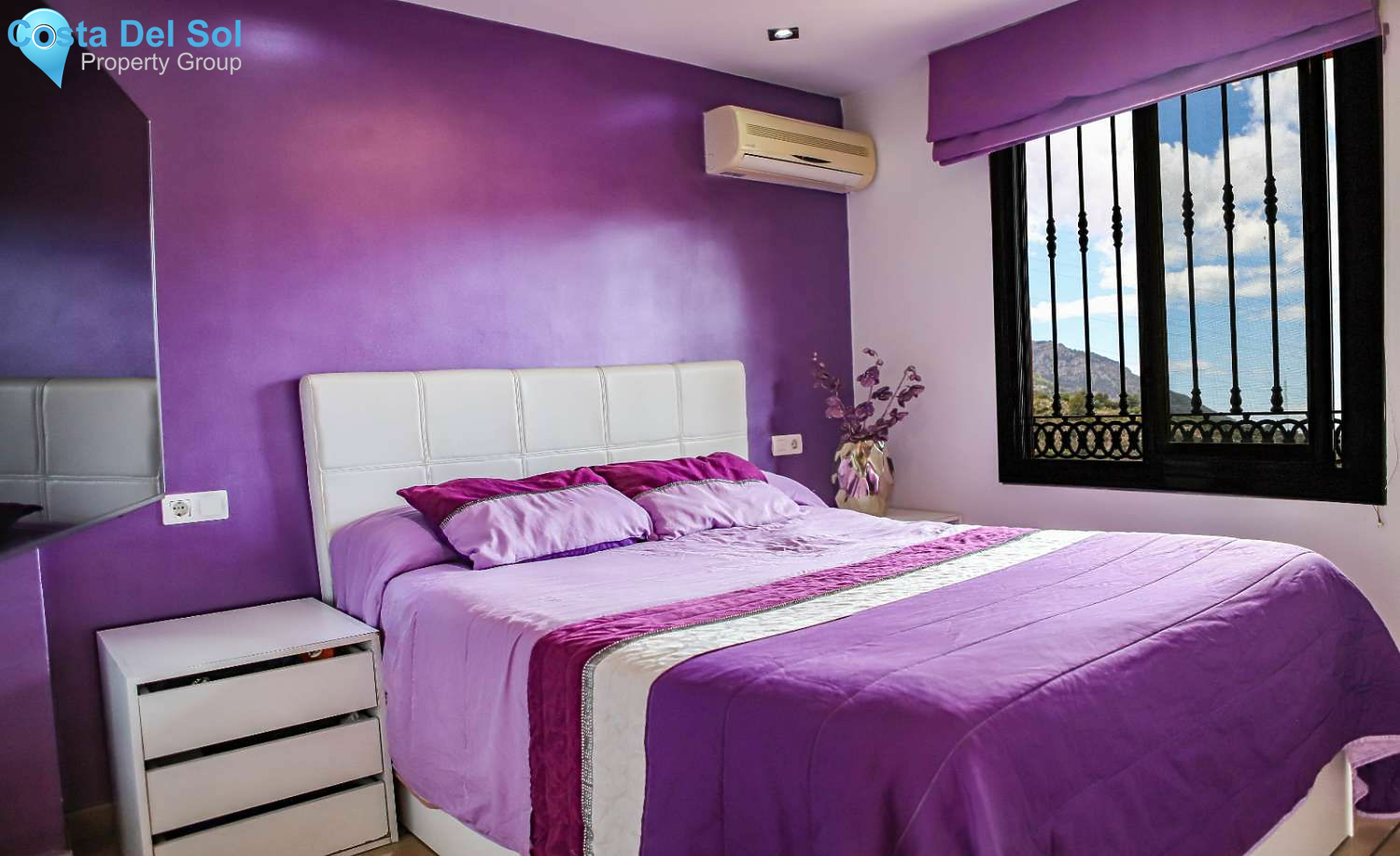 Detached Villa in Alhaurín de la Torre-1517316