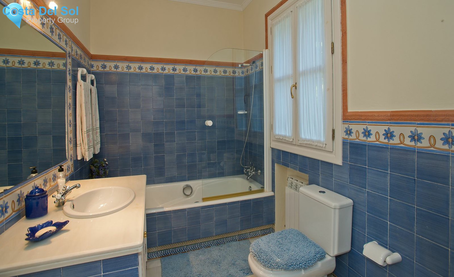 Detached Villa in Benahavís-1449756