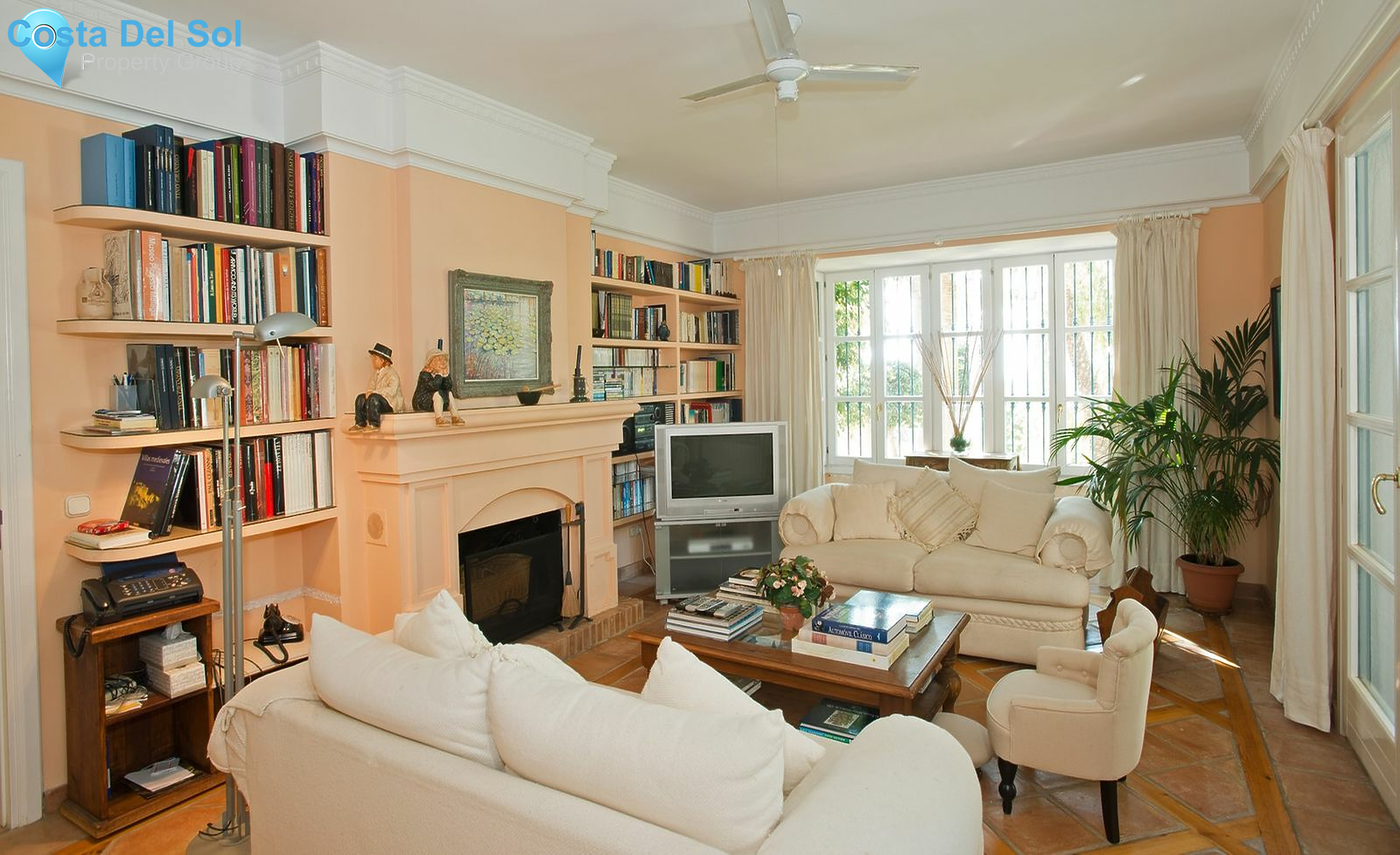 Detached Villa in Benahavís-1449757