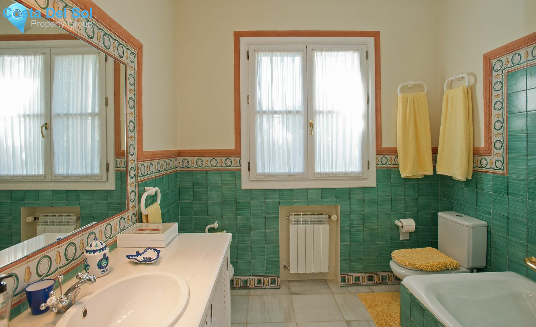 Detached Villa in Benahavís-1449761