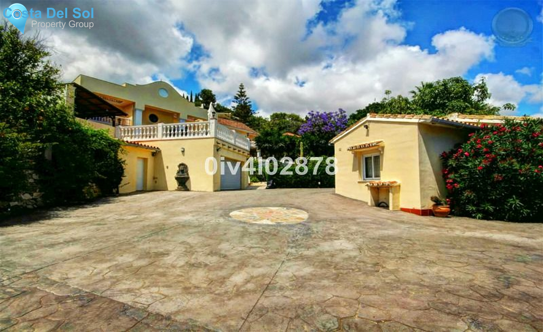 Detached Villa in Benalmadena Pueblo-1390112