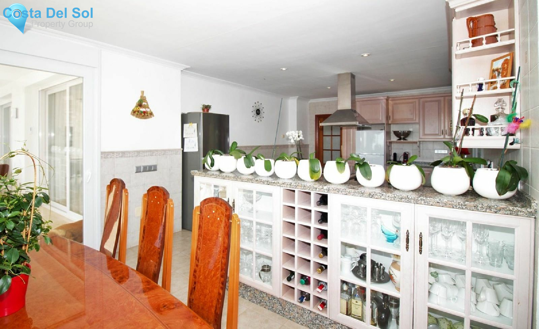 Detached Villa in El Paraiso-1198602