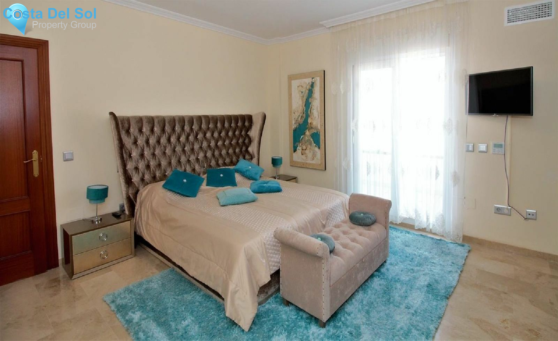 Detached Villa in El Paraiso-1198606