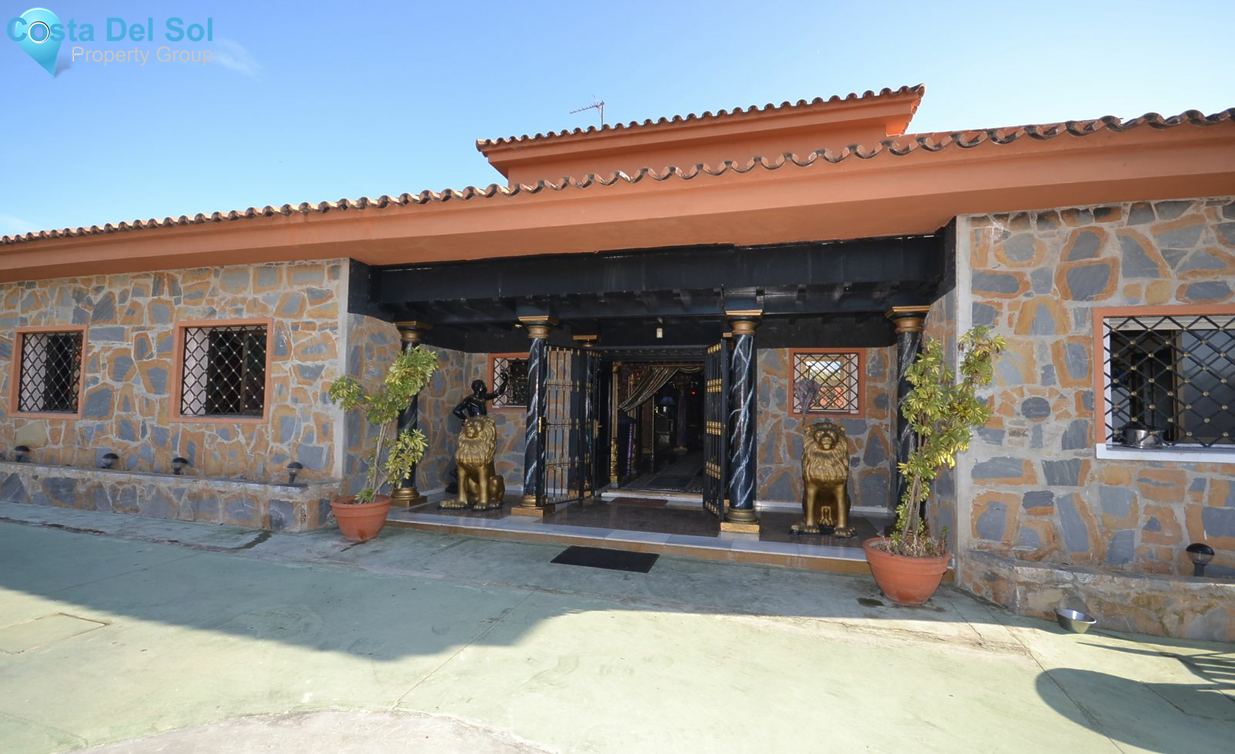 Detached Villa in El Paraiso-1468118